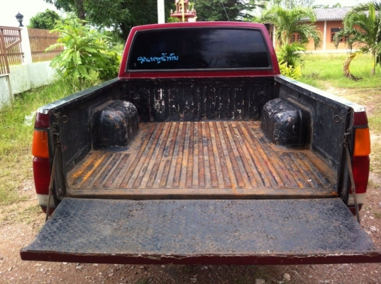 ขายBig M ฝาแดง ปี 94 จอเหลี่ยม ราคา 139000 บาท********* ขายBig M ฝาแดง ปี 94 จอเหลี่ยม ราคา 139000 บาท*********