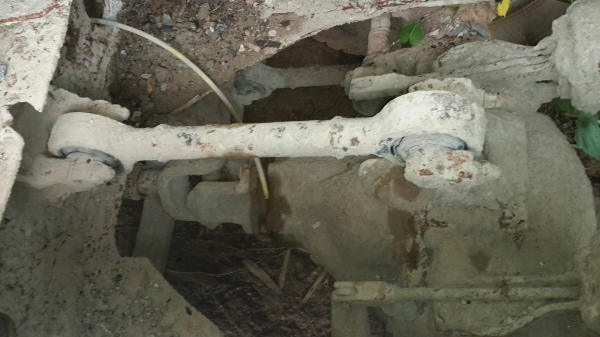 ขายด่วนสิบล้อสองเพลารถโม่ปูน พร้อมลูกโม่เปล่าอีกลูก( ไม่มีทะเบียน)ราคาโคตรถูกอุปกรณ์ครบโทร0811838154  0801515451