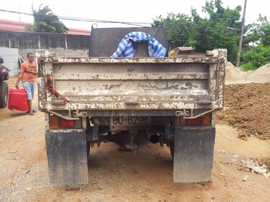 ขาย ISUZU NHR55C รถ4ล้อดั๊มพร้อมใช้พร้อมโอน ขาย ISUZU NHR55C รถ4ล้อดั๊มพร้อมใช้พร้อมโอน