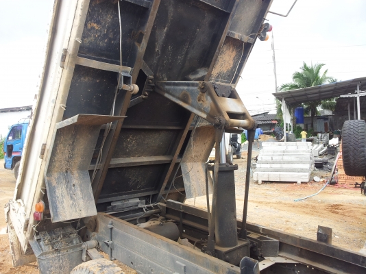 ขาย ISUZU NHR55C รถ4ล้อดั๊มพร้อมใช้พร้อมโอน ขาย ISUZU NHR55C รถ4ล้อดั๊มพร้อมใช้พร้อมโอน