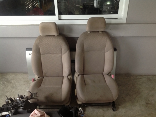 เบาะดีแมค วีโก้ คู่ละ 4,500บาท