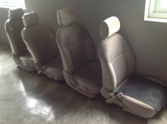 เบาะดีแมค วีโก้ คู่ละ 4,500บาท