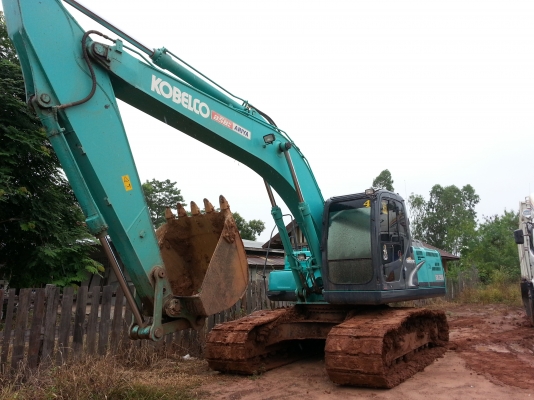 ต้องการขายรถ แบ็คโฮ KOBELCO YN 12 SK200 ต้องการขายรถ แบ็คโฮ KOBELCO YN 12 SK200