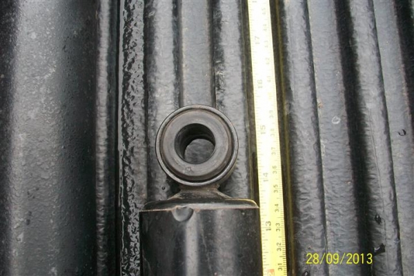 โช้คหลังดีแม็ก