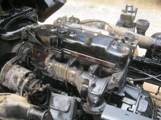 หกล้อดั้ม ISUZU NPR
