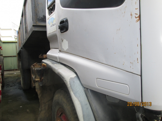 ISUZU-DECA-270-