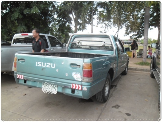 อีซูซุ ปี 92 เครื่อง 90 แรง ขายด่วนๆ อีซูซุ ปี 92 เครื่อง 90 แรง ขายด่วนๆ