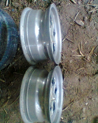 ล้อดาว5รู ขอบ14114 5.5 1คู่ 2500