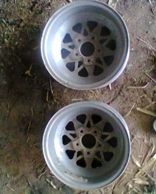 ล้อดาว5รู ขอบ14114 5.5 1คู่ 2500