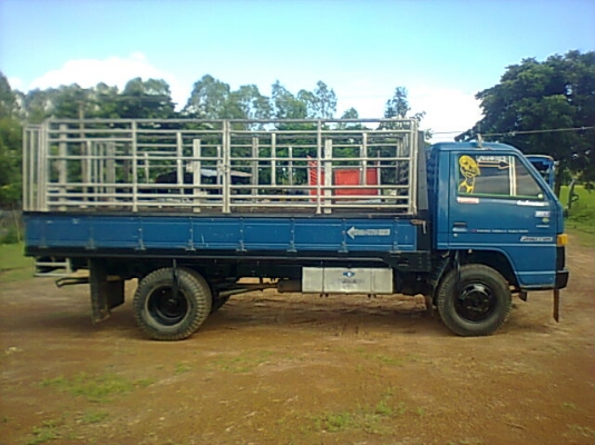 ขาย 6 ล้อ NPR58L เครื่อง 4BE1 110 แรงม้า คัสซีสวยตลอดเส้น เครื่องแน่นไม่มีไอ เกียร์สั้น ยกหัวได้ ยางใหม่ 6 เส้น พวงมาลัยพาวเวอร์ ทะเบียนเต็มพร้อมโอน