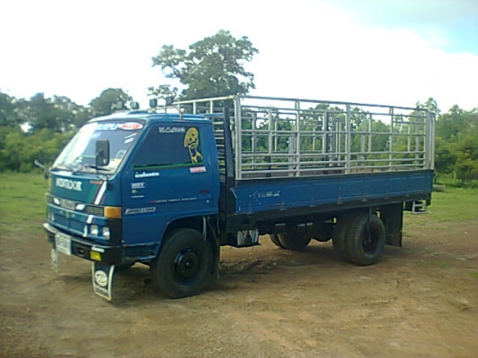 ขาย 6 ล้อ NPR58L เครื่อง 4BE1 110 แรงม้า คัสซีสวยตลอดเส้น เครื่องแน่นไม่มีไอ เกียร์สั้น ยกหัวได้ ยางใหม่ 6 เส้น พวงมาลัยพาวเวอร์ ทะเบียนเต็มพร้อมโอน