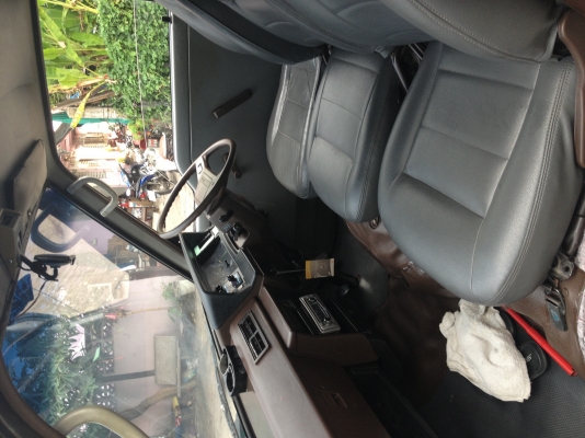 ขายรถตู้ครับ 100,000 บาท