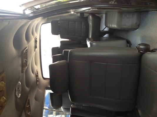 ขายรถตู้ครับ 100,000 บาท