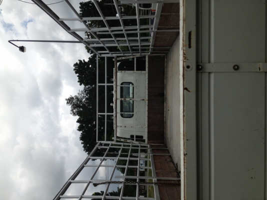 ขาย ISUZU หกล้อ NPR 150 แรงม้่า ยาว 5 เมตร รถสวยมาก สนใจติดต่อ 087-7153399, 081-7233267