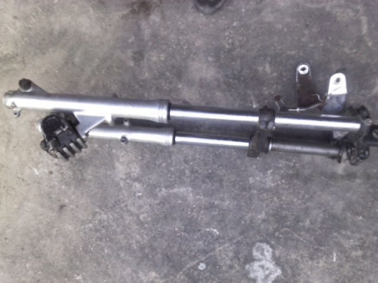 ขายชุดหลัง และโช้คหน้า Yamaha XJ650