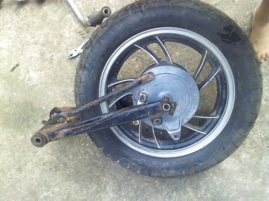 ขายชุดหลัง และโช้คหน้า Yamaha XJ650