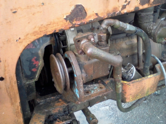 รถไถเก่า เหล็กหนาๆ ตามสภาพ ขายถูก