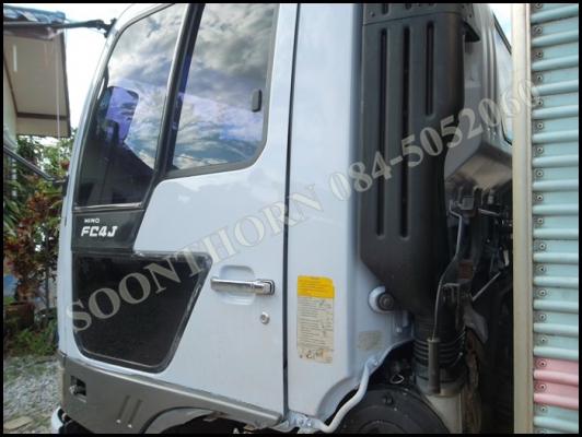 ขายด่วน รถบรรทุก 6 ล้อ HINO FC4J 140 แรง สมอเงิน รถห้างแท้ ตู้แห้ง 3 บาน ยาว 5.5 M สภาพเดิมๆ สวยพร้อมใช้งาน ราคาสุดคุ้ม