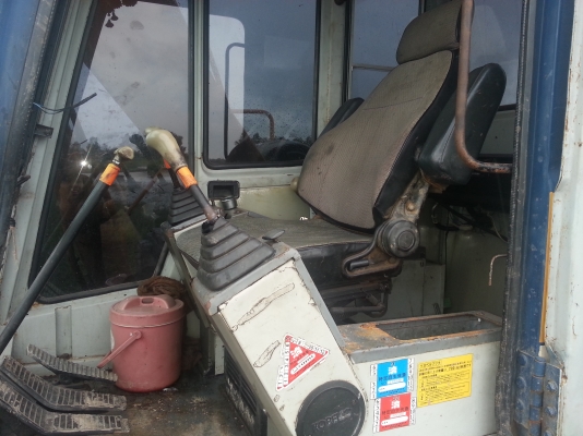 ขาย รถแบคโฮ KOBELCO SK 045