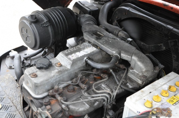 ขายFORKLIFT 6FD2.5ตันครึ่ง TOYOTAรุ่นใหม่(ดีเซล) นำเข้าญี่ปุ่นยังไม่เคยใช้งานในไทย 195,000เท่านั้น!!