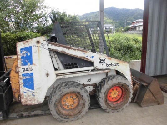 รถตัก bobcat สภาพพร้อมใช้