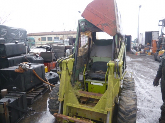 รถตัก bobcat สภาพพร้อมใช้