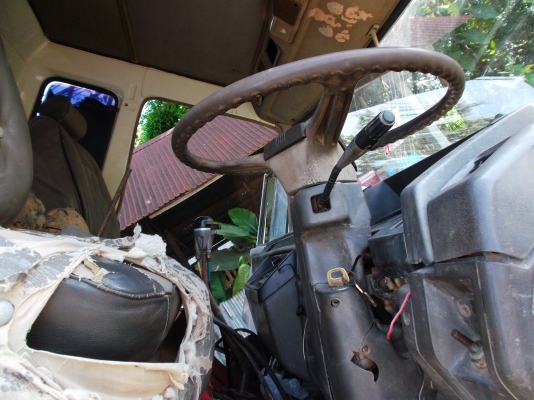 ขายด่วนรถสิบล้อหลงโบFN527TF1818ดรั้มสามมิตร