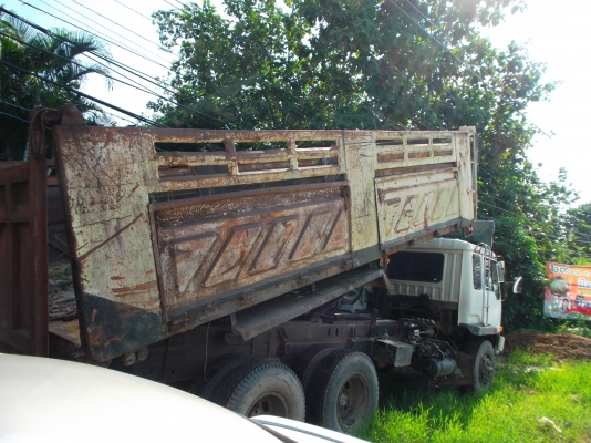 ขายด่วนรถสิบล้อหลงโบFN527TF1818ดรั้มสามมิตร