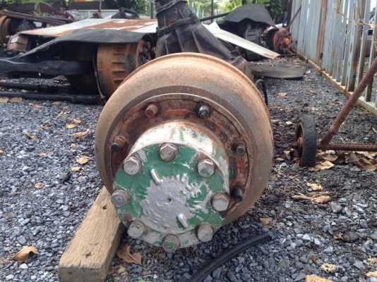 ขายเสื้อเพลา Nissan UD พร้อมเฟือง 23,000.- ขายเสื้อเพลา Nissan UD พร้อมเฟือง 23,000.-