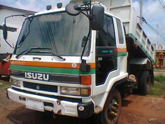 ขาย 6ล้อดั๊มดิน ISUZU ROCKY FRR 195HP  เครื่องแน่น แรง ช่วงล่างดีคัสซีสวย กระบะดั๊มเหล็ก6ตันยิงหน้า สภาพดี พื้นดีข้างดี หัวบางสวยภายในดีคอนโซลครบ พ.พาวเวอร์ เบรคทริฟฟี่ ยาง8.25 ดี6เส้น พร้อมใช้งาน เอกสารครบ ราคาต่อรองได้เด้อ พี่น้องครับ