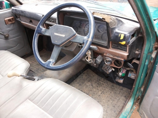 ***ขายแล้วครับขอบคุณ Truck2hand ขาย กระบะตอนเดียวเข้าไร้เข้าสวน ขนคนงาน NISSAN SD22 2500 เครื่องเดิมเกียร์เดิม เครื่องแห้งแรงดีไม่เยิ้มไม่หลวม เกียร์ดีไม่มีหลุด ช่วงล่างแน่นไม่หลวมไม่มีส่าย/เลื้อย คัสซีดี มีตำหนิปะมา(ตามรูป) กระบะพื้นมีผุนิดหน่อย ลอนสวย ส