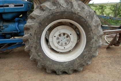 รถไถนา FORD 6600 เสื้อเรียบ ปั้มเหลียม เครื่องT5ผาน3+ดันหน้า