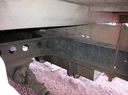 ขาย6ล้อประกอบใหญ่ๆแรงๆ ISUZU 6BB1 145แรง เครื่องแน่นแรงไม่เยิ้ม เกียร์สั้นแล้วเกียร์ใหญ่ J 7เกียร์ถอย คัสซีนอก สวยไม่ผุไม่ดาม เสริมเหล็กบนหนาแข็งแรง Fหน้า-หลัง กระบะพื้นเหล็กคอกไม้สภาพดีไม่ผุไม่หัก ยาว5ม. ฝาทึบมีผุ คัสซีกว้าง ใส่Fไม่ต้องขยับแหนบเลย หัวNPR