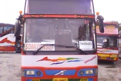 คัสซีนิสสันถุงลมแอร์แขวนตัวถังเชิดชัยทรงเดอะเบสราคา700000 ราคาต่อรองได้