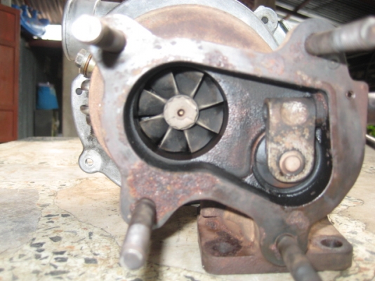 ขายเทอร์โบเดิม isuzu 2.8 เดิมๆ 3,500