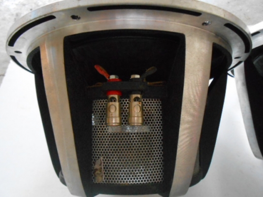 ลำโพง 10 นิ้ว BOSTWICK วอยย์คู่ โครงหล่อ 1คู่ 800 วัตต์ ลำโพง 10 นิ้ว BOSTWICK วอยย์คู่ โครงหล่อ 1คู่ 800 วัตต์