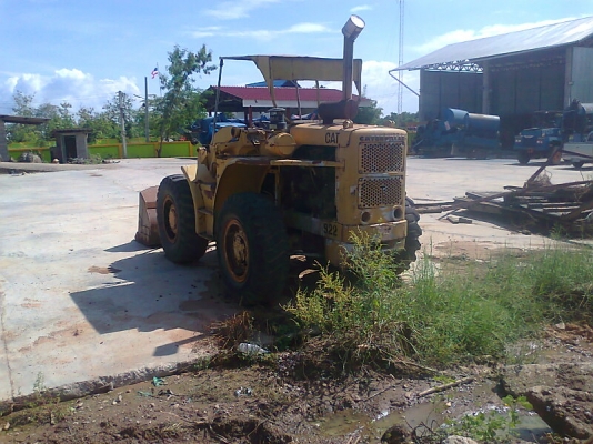 รถตัก CAT 922 ขับเคลื่อน 4 ล้อ ลดราคาเหลือเพียง 3.2 แสนบาท.