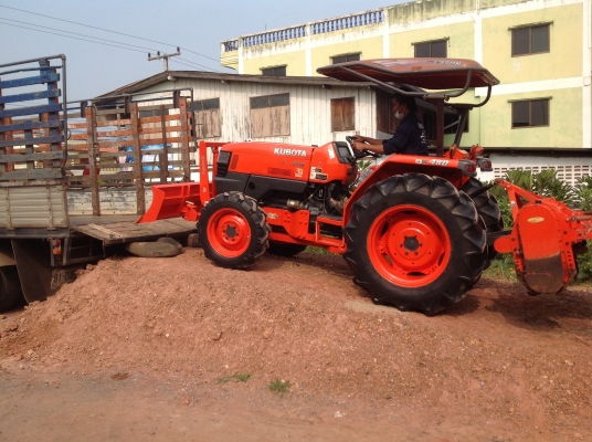 ปัญญาแทรคเตอร์มาแล้ว...จัดมาให้ครับ รีบโดยด่วน.คูโบต้า L4508 พร้อมใบมีดตราช้าง โรตาลี่ตราช้าง เล่มทะเบียนพร้อม