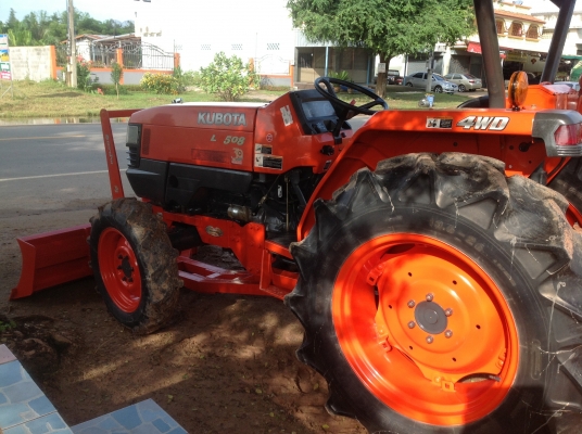 ปัญญาแทรคเตอร์มาแล้ว...จัดมาให้ครับ รีบโดยด่วน.คูโบต้า L4508 พร้อมใบมีดตราช้าง โรตาลี่ตราช้าง เล่มทะเบียนพร้อม