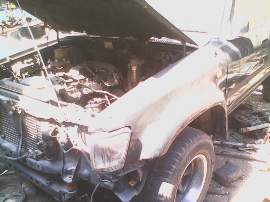 TOYOTA LN56 ช่วงสั้น เครื่อง 1UZ  หัวเก๋ง SURF