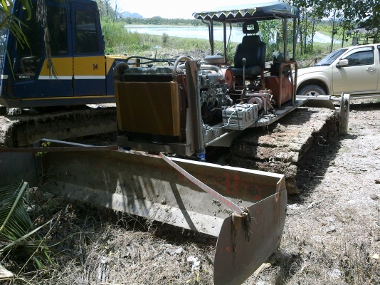 ขาย รถตีดิน มีใบดัน