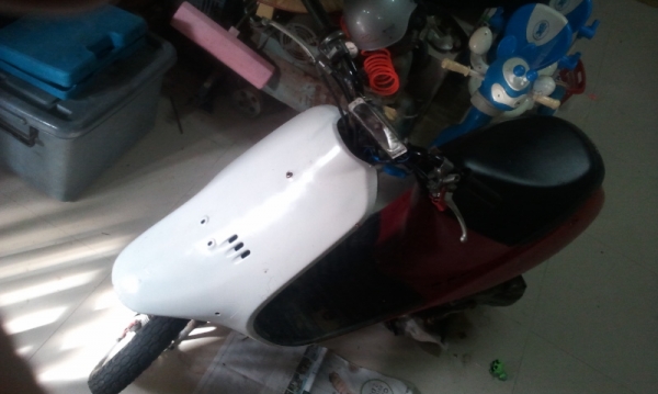 Honda scooter ขาย3800บาทขับได้เลยแรงเบรคดี ไฟหน้า ไฟท้ายใช้ได้