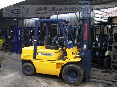 ขาย รถโฟล์คลิฟท์ KOMATSU รุ่น FG25-11