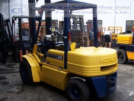 ขาย รถโฟล์คลิฟท์ KOMATSU รุ่น FG25-11