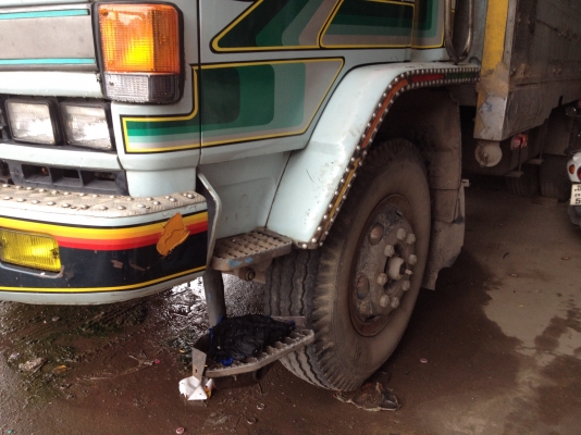 ขาย10ล้อ 1 เพลา ISUZU Rocky 195 แรง 6HE1-I รถร่อง รถในไทย สวยเดิมๆ กระบะไม้คอกสูง