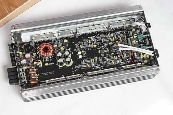 แอมป์ MERCURY MCR-4100Z