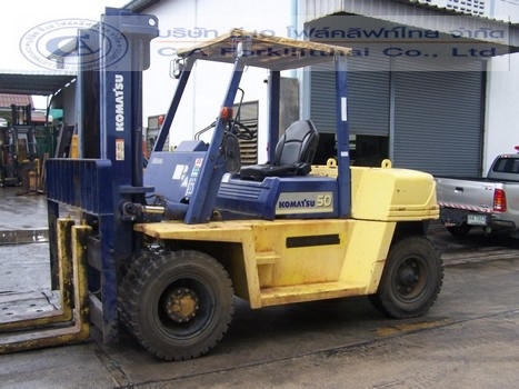 ขาย รถโฟล์คลิฟท์ KOMATSU รุ่น FD50-6