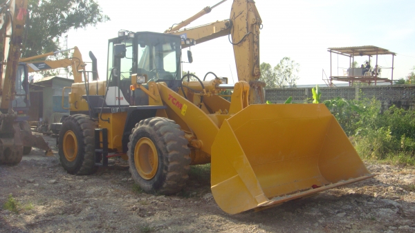 รถตัก TCM L32-1 S/N:S28-00264 E/N:NE6-077413T 2002YEAR รถตัก TCM L32-1 S/N:S28-00264 E/N:NE6-077413T 2002YEAR