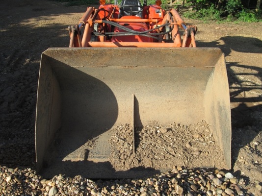 ขาบปุ้งกี๋ รถไถคูโบต้า