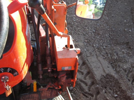 ขาบปุ้งกี๋ รถไถคูโบต้า